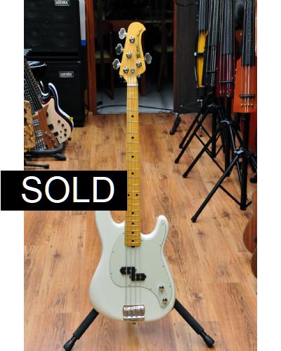 Music Man Cutlass Bass Ivory White